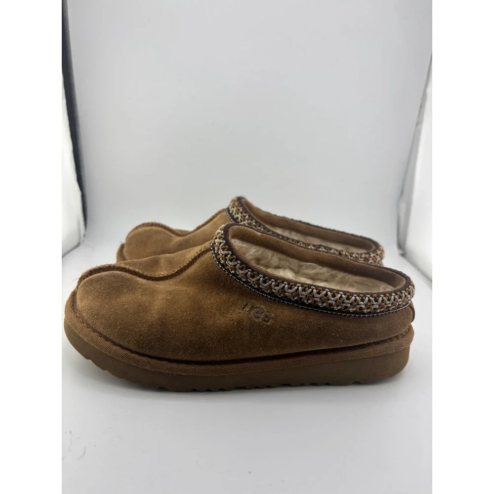 UGG Kids Tasman Suede Slippers Chestnut Brown Size 2 1019066K